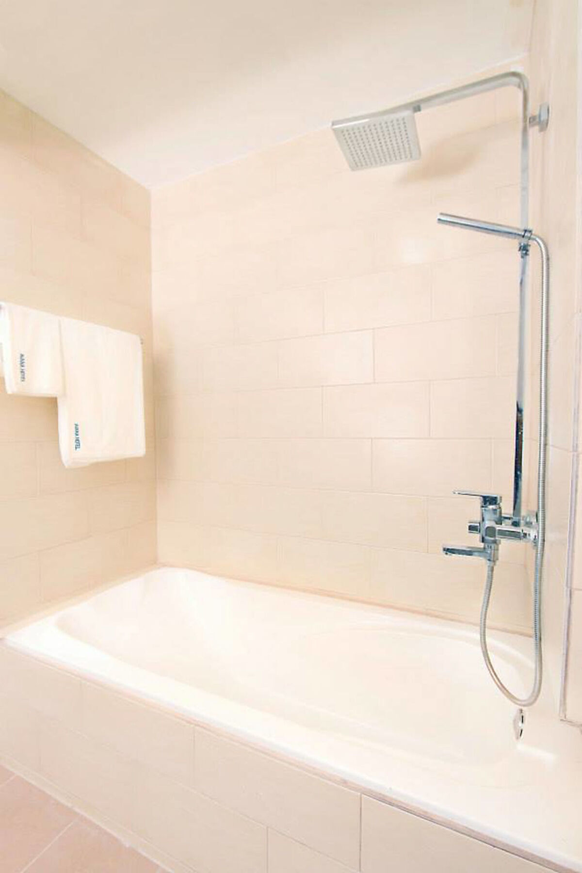 Avana Laemchabang Hotel シーラーチャー エクステリア 写真